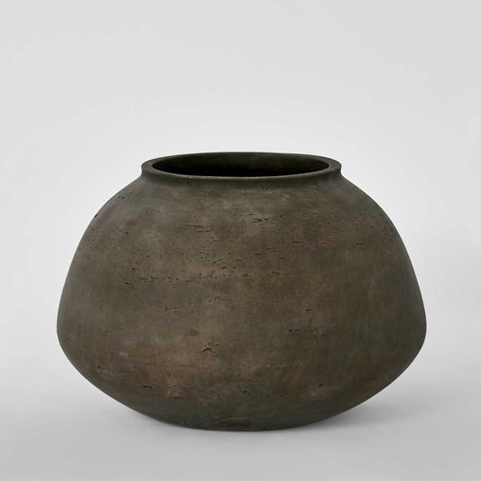 Wide Earth-Brown Eco-Cement Vase - product image 1