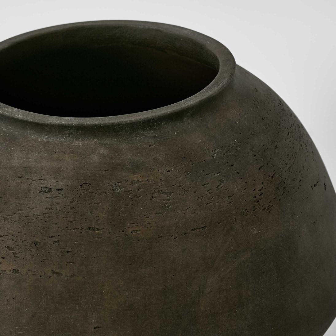 Wide Earth-Brown Eco-Cement Vase - product image 2